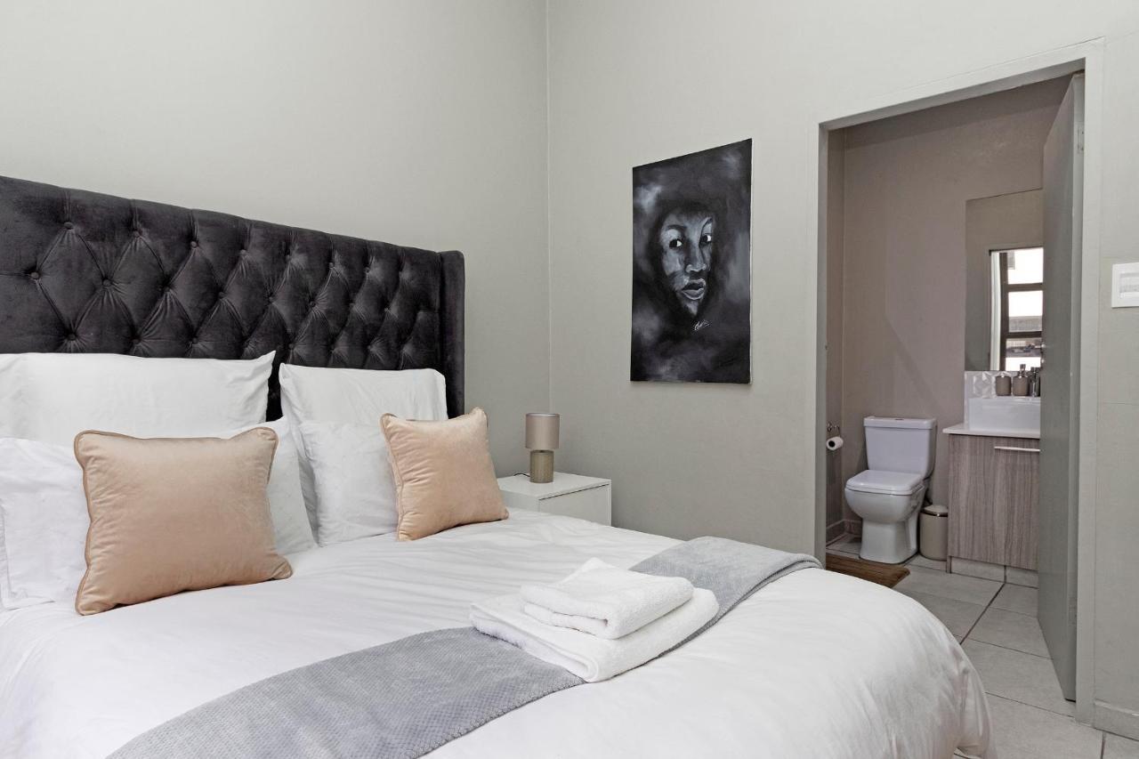Urban Oasis Apartments At The Bolton Johannesburg Exterior photo