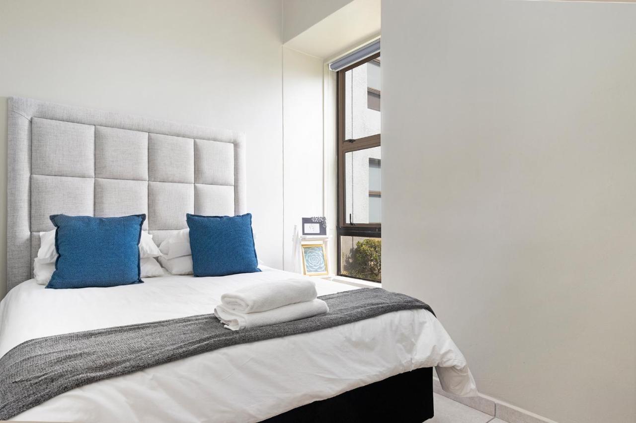 Urban Oasis Apartments At The Bolton Johannesburg Exterior photo